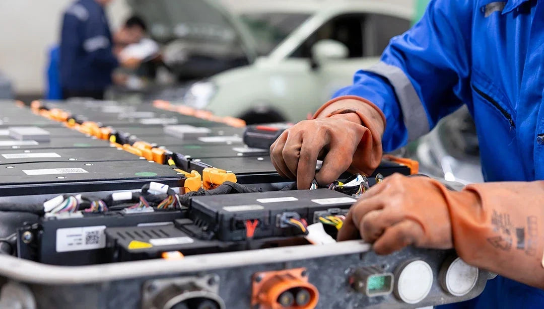 Voiture électrique d’occasion : bientôt un certificat pour vérifier l’état de la batterie