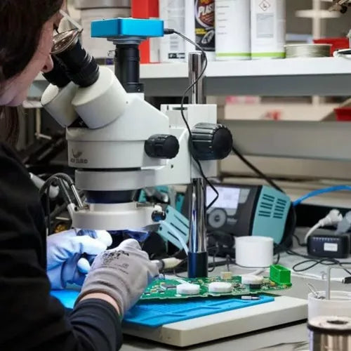 Réparation des pièces électroniques : une véritable alternative à la pièce neuve