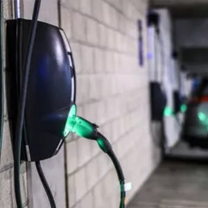Quel type de borne est-il le plus adapté aux besoins des véhicules électriques ?