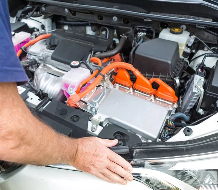 Votre garage peut-il réparer la batterie de votre voiture électrique ?