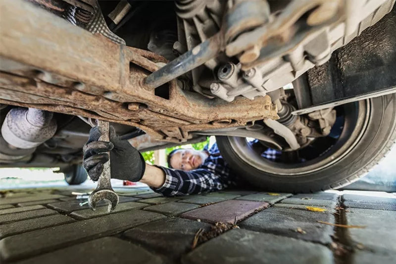 10 bonnes raisons de réparer sa voiture soi-même !