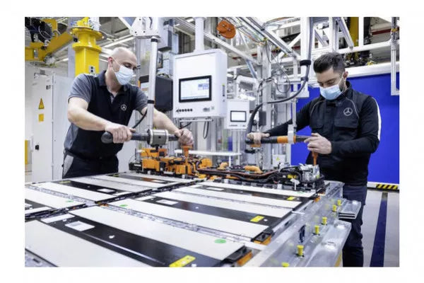 Mercedes-Benz déploie sa stratégie de recyclage de batteries